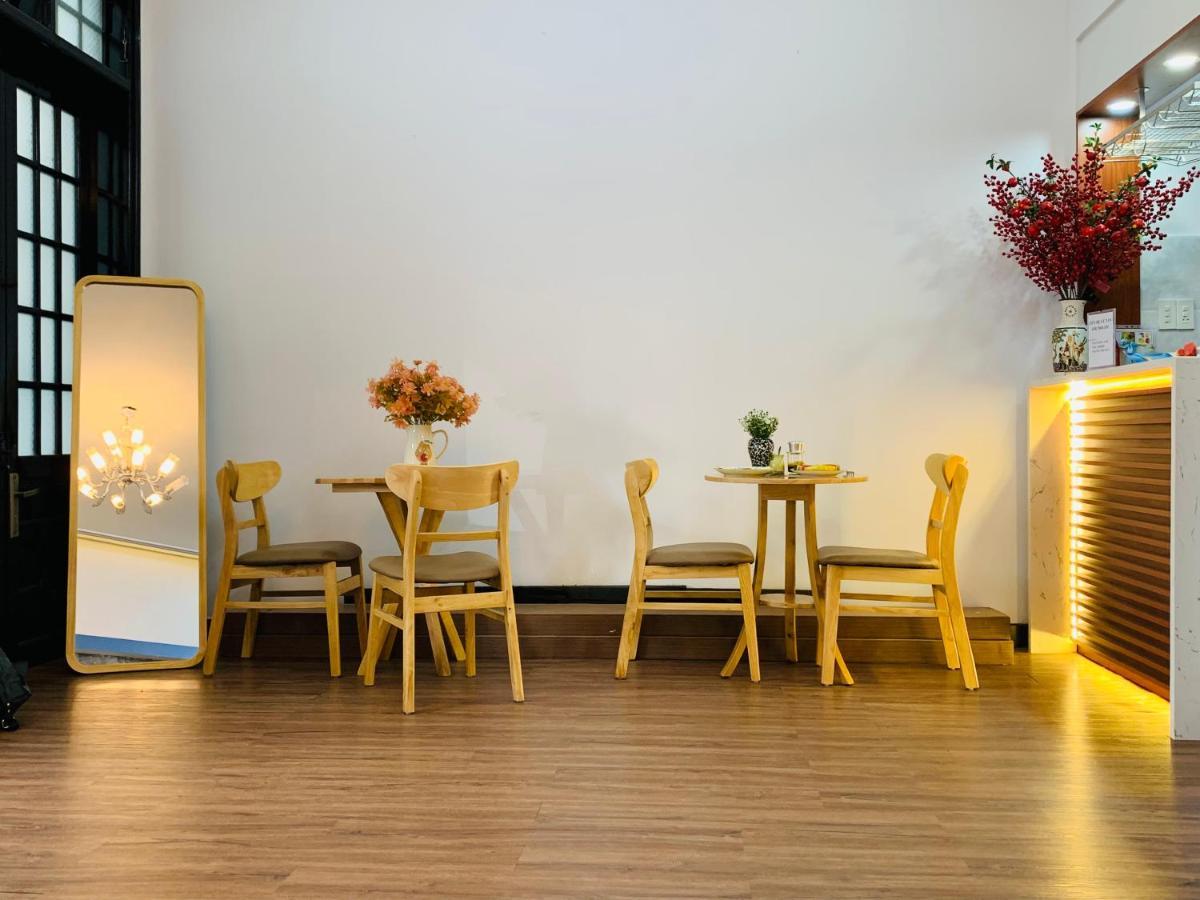Nana 2 Homestay 후에 외부 사진