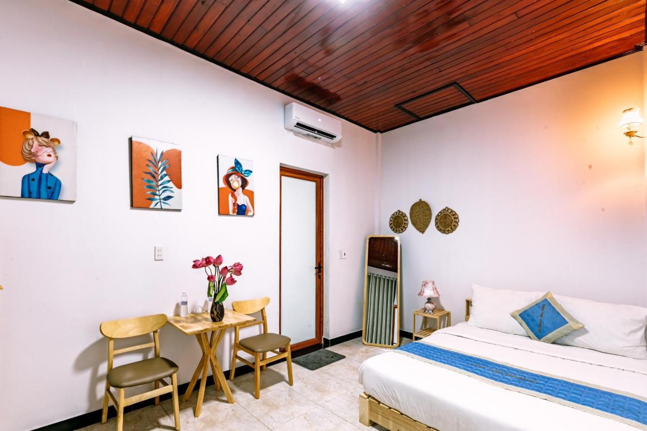 Nana 2 Homestay 후에 외부 사진